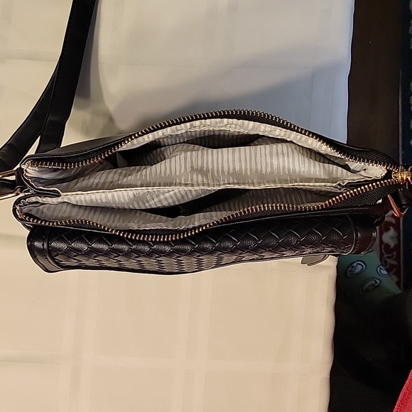 Unbranded Weaved crossbody handbag, Black - Picture 6 of 7